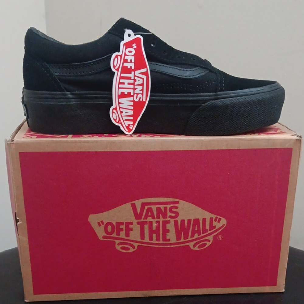 Vans Black Old Skool Sneakers with Platform Sole